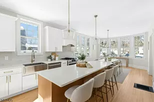 201 Maple Pl, Cranford Township, NJ 07016 - Photo 11