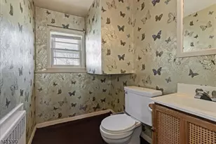 30 Andover Pl, Bloomfield, NJ 07003 - Photo 23