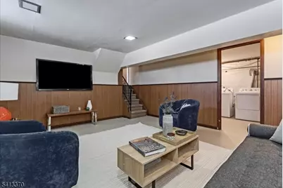 30 Andover Pl, Bloomfield, NJ 07003 - Photo 21