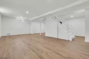 684 Gallows Hill Rd, Cranford Township, NJ 07016 - Photo 27