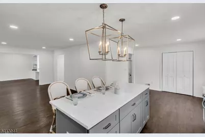 684 Gallows Hill Rd, Cranford Township, NJ 07016 - Photo 7