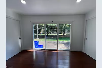 68 Delancy Ct, North Brunswick Township, NJ 08902 - Photo 9