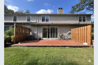 68 Delancy Ct, North Brunswick Township, NJ 08902 - Photo 15