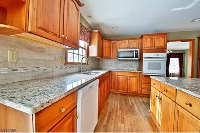 2 Marc Dr, Wantage, NJ 07461 - Photo 3