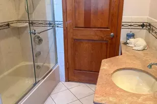 424 Page Ave, Lyndhurst Township, NJ 07071 - Photo 7