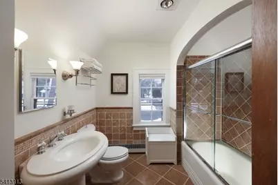 646 Forest Ave, Westfield, NJ 07090 - Photo 19