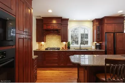 646 Forest Ave, Westfield, NJ 07090 - Photo 9