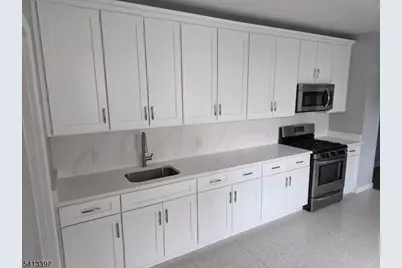 812 Bayway Ave #2B, Elizabeth, NJ 07202 - Photo 11