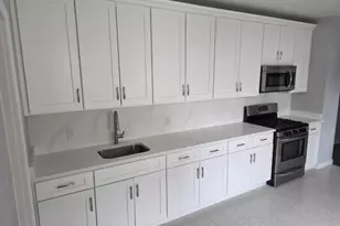 812 Bayway Ave, Elizabeth, NJ 07202 - Photo 11