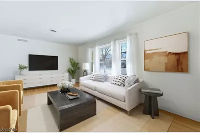 47 Clinton Ave, New Providence, NJ 07974 - Photo 3