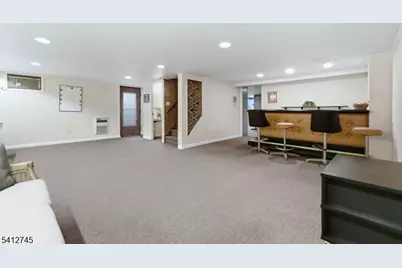 47 Clinton Ave, New Providence, NJ 07974 - Photo 27