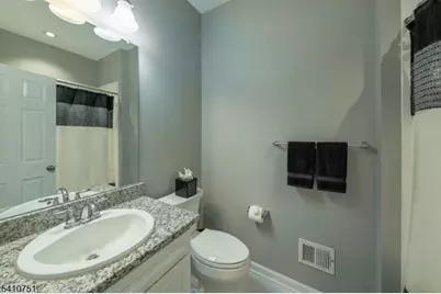 87 Sequoia Drive, Cedar Grove Twp., NJ 07009 - Photo 17