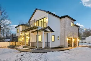 39 Billingsley Dr, Livingston, NJ 07039 - Photo 33