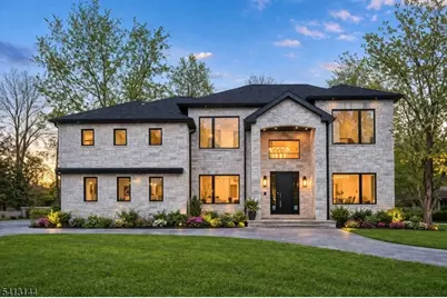 39 Billingsley Dr, Livingston, NJ 07039 - Photo 1