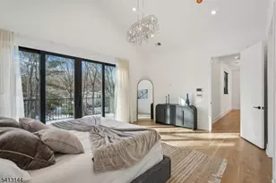 39 Billingsley Dr, Livingston, NJ 07039 - Photo 15