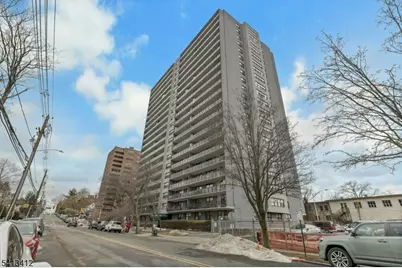 285 Aycrigg Ave 5C #5E, Passaic, NJ 07055 - Photo 1
