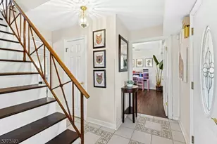 7 Concord Dr, Franklin Township, NJ 08873 - Photo 7