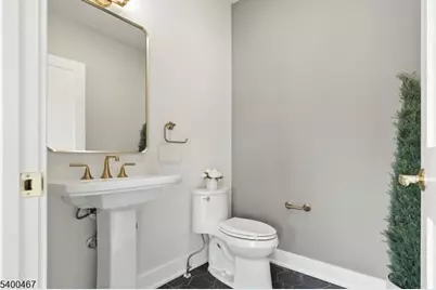 194 Canterbury Ave, North Arlington, NJ 07031 - Photo 13