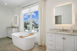 31 North Dr, Livingston, NJ 07039 - Photo 25