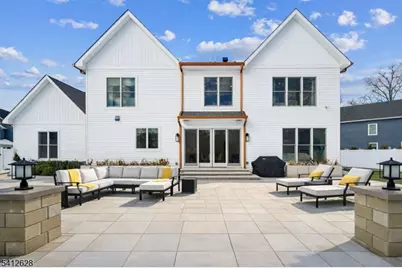 31 North Dr, Livingston, NJ 07039 - Photo 39