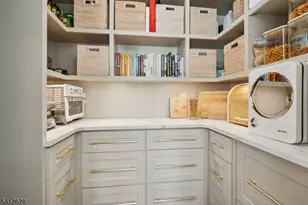 31 North Dr, Livingston, NJ 07039 - Photo 15