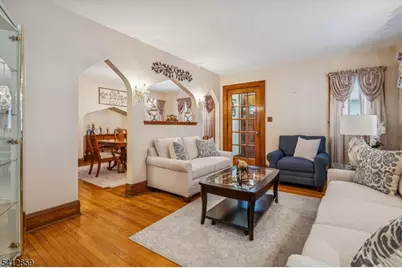 32 Fairview Pl, Belleville, NJ 07109 - Photo 3