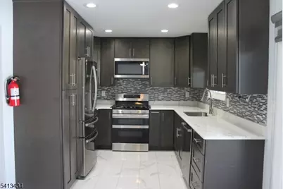 83 Pheasant Run, Edison, NJ 08820 - Photo 7