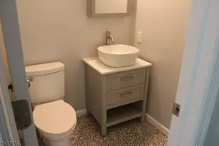 83 Pheasant Run, Edison, NJ 08820 - Photo 11