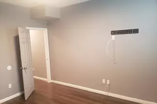 298 Ellis Ave, Irvington, NJ 07111 - Photo 5