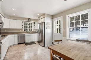 61 Western Dr, Millburn, NJ 07078 - Photo 7