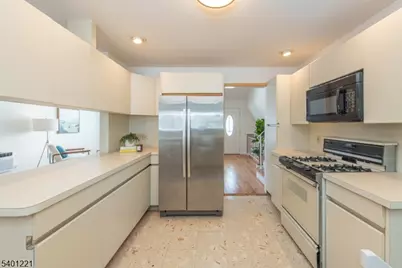 27 Balston Dr, Verona, NJ 07044 - Photo 11