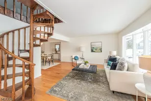 27 Balston Dr, Verona, NJ 07044 - Photo 5