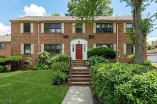 39 Sandra Cir, Westfield, NJ 07090 - Photo 1