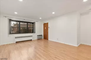 39 Sandra Cir, Westfield, NJ 07090 - Photo 7