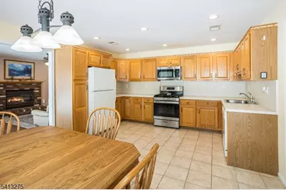 10 Hawthorn Dr, Roxbury Township, NJ 07876 - Photo 13