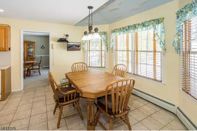 10 Hawthorn Dr, Roxbury Township, NJ 07876 - Photo 15