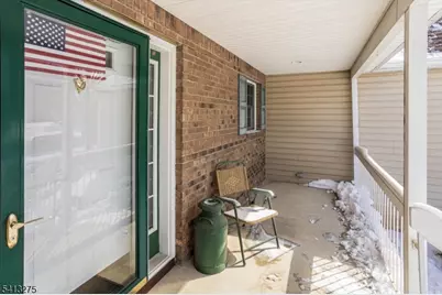 10 Hawthorn Dr, Roxbury Township, NJ 07876 - Photo 3