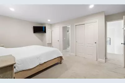 42 Lexington Ln #E, West Milford, NJ 07480 - Photo 19