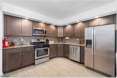 42 Lexington Ln #E, West Milford, NJ 07480 - Photo 11