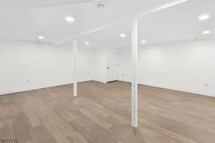 909 Garden St, Union Township, NJ 07083 - Photo 25