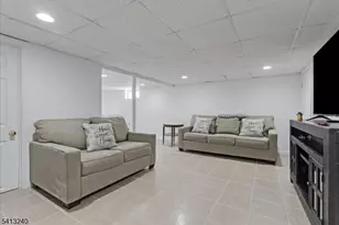 18 Stony Hill Ct, Butler, NJ 07405 - Photo 21