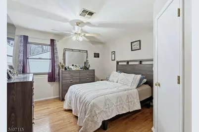 587 Marlboro Rd, Old Bridge Township, NJ 08857 - Photo 15