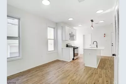 74 Winthrop St, Newark, NJ 07104 - Photo 3