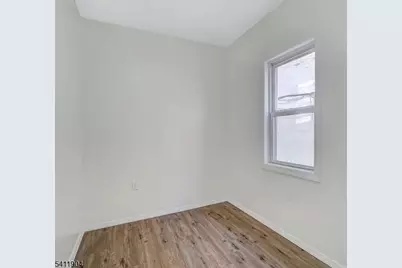 74 Winthrop St, Newark, NJ 07104 - Photo 7