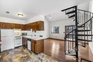 2 Squaw Valley Ct, Vernon Twp., NJ 07462 - Photo 5