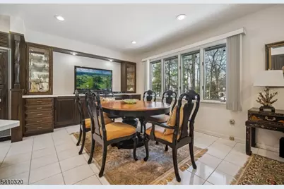 137 High Oaks Dr, Warren Township, NJ 07059 - Photo 19