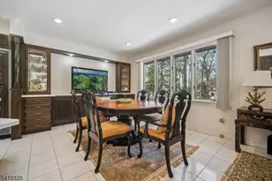 137 High Oaks Dr, Warren Township, NJ 07059 - Photo 19