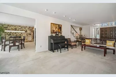 137 High Oaks Dr, Warren Township, NJ 07059 - Photo 9