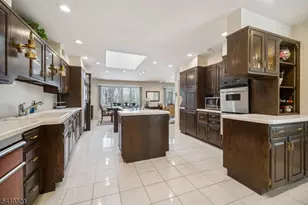 137 High Oaks Dr, Warren Township, NJ 07059 - Photo 13