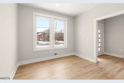 237A S Main St, Raritan Township, NJ 08822 - Photo 7